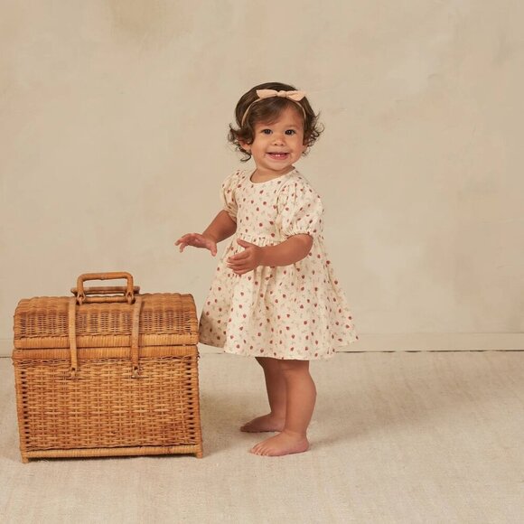 NWT - Rylee + Cru strawberry field dress and sun hat set - Picture 2 of 4